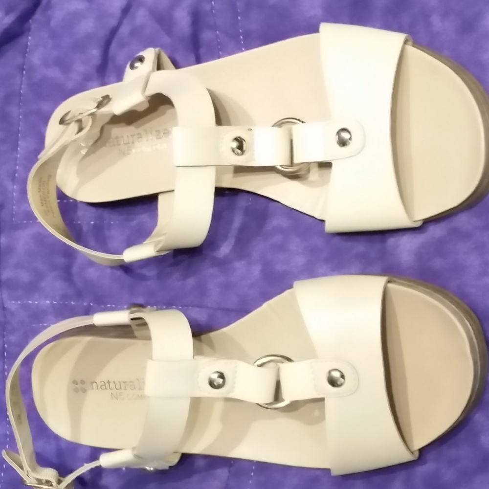 Beige Sandles size 8